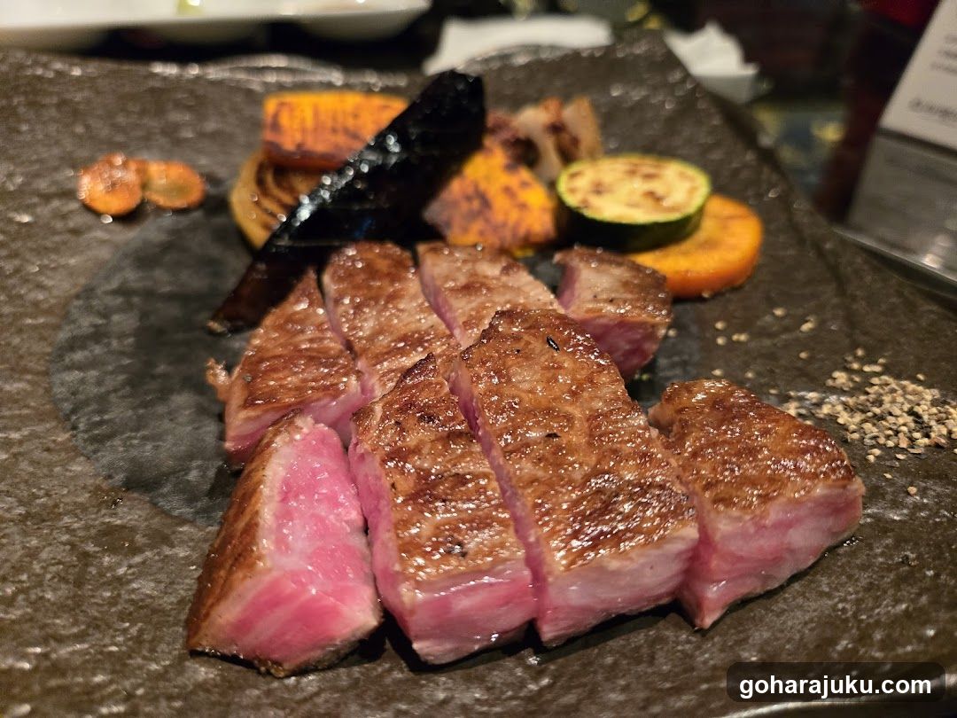 Sliced Steak with Seasoned Vegetables