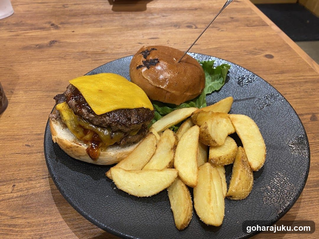 Wagyu (Halal) Steak HamBurger & Ramen (Japanese food) Harajuku Shibuya Restaurant 5W Tokyo 1962