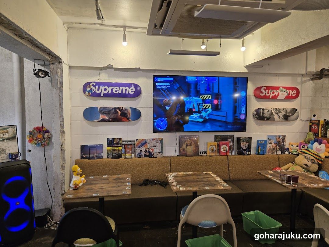 Madosh Cafe