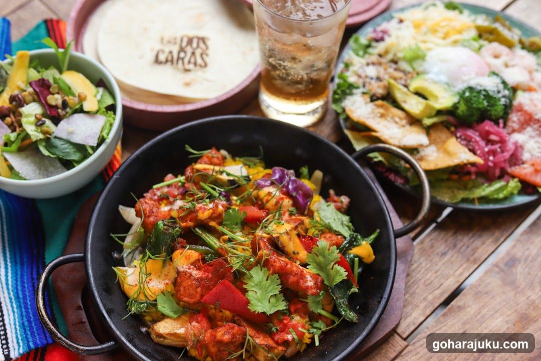 LAS DOS CARAS MODERN MEXICANO Y TACOS
