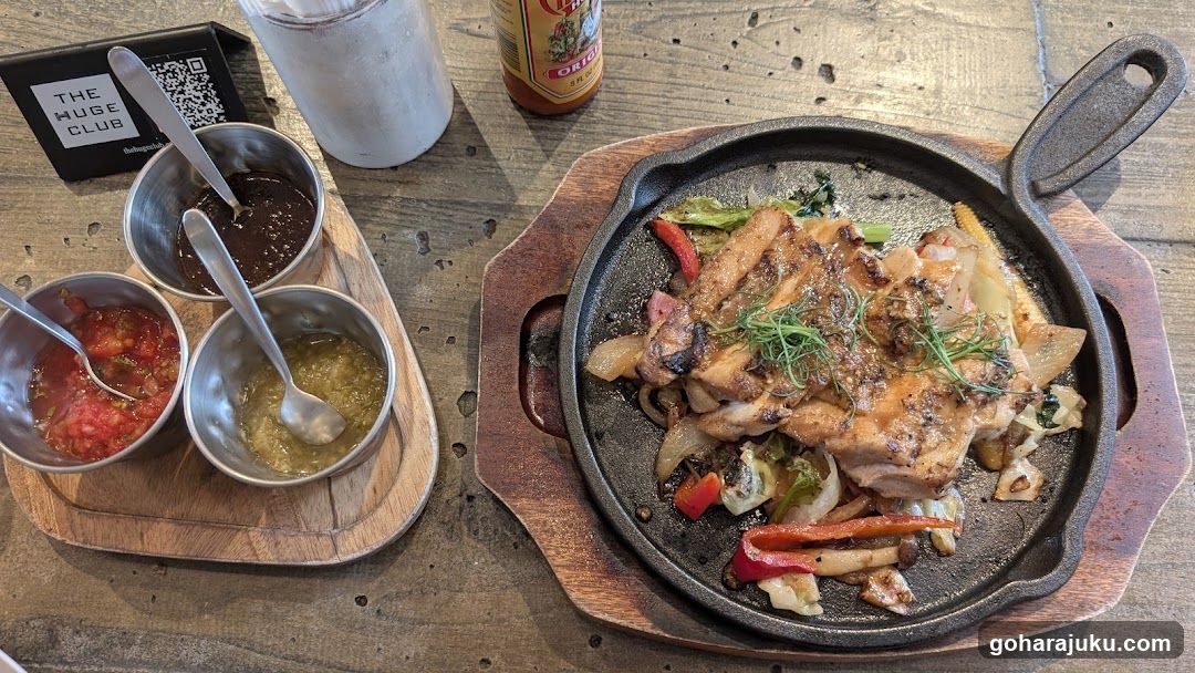 LAS DOS CARAS MODERN MEXICANO Y TACOS