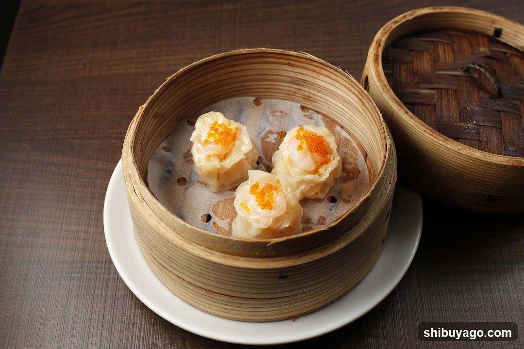 Steamed Dumplings in Bamboo Basket