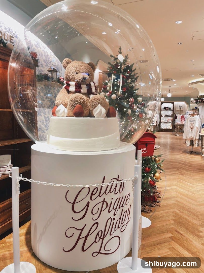 Gelato G Pique Holiday Display