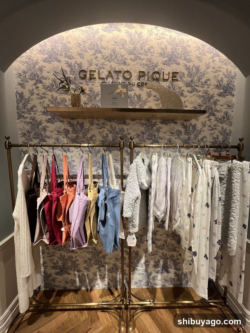 Gelato Pique Interior Display