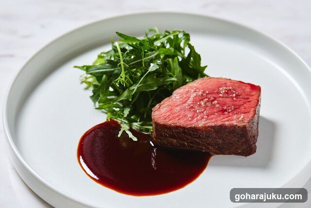 Steak with Arugula and Sauce