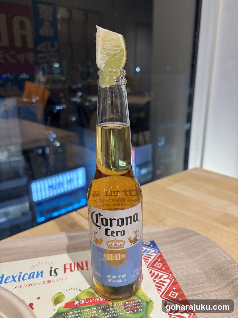 Corona Cero bottle with lime wedge