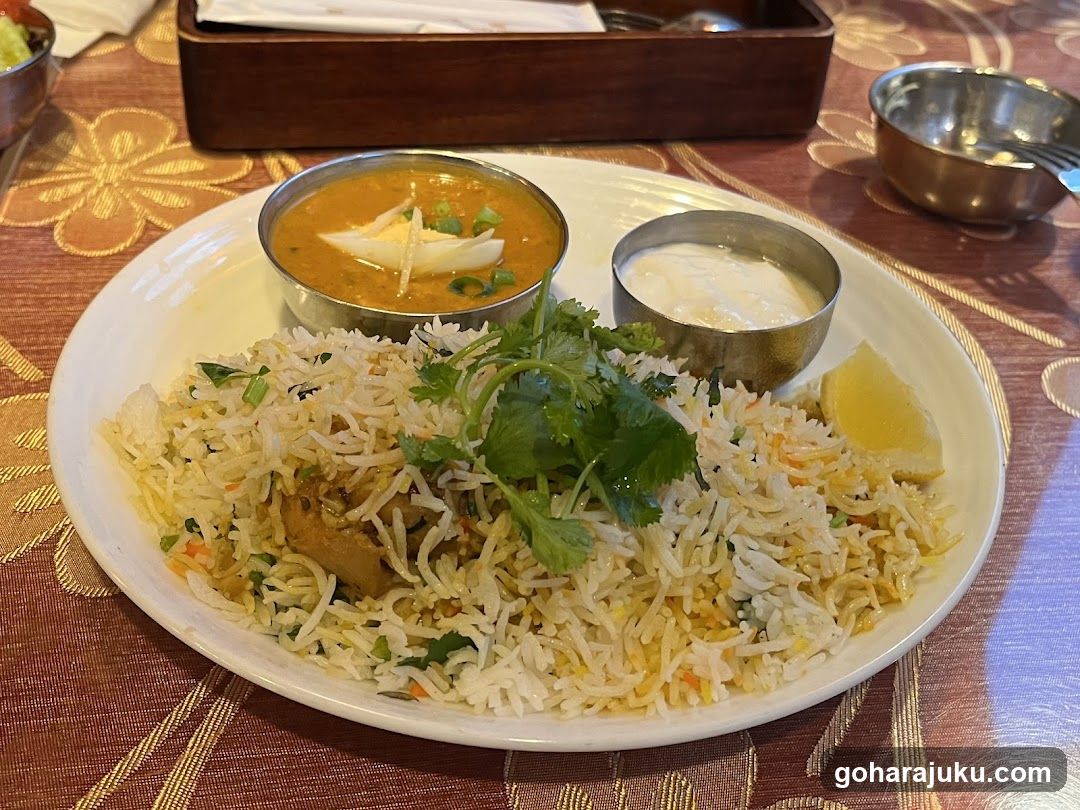 Biryani with Curry and Raita