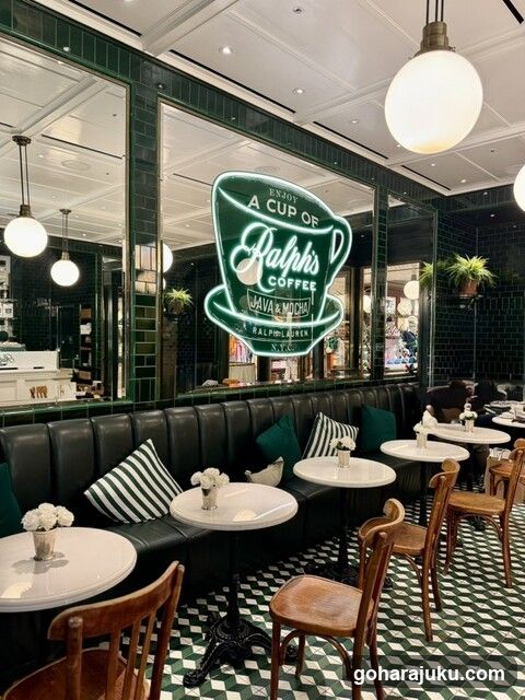 Ralph's Coffee Interior