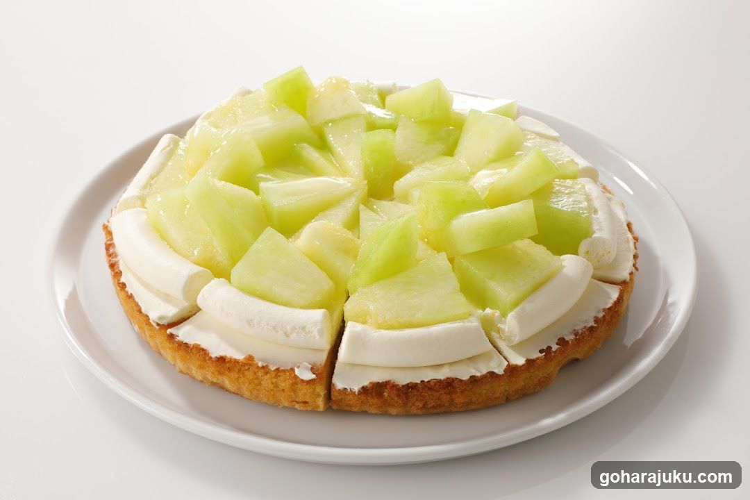 Fruit Tart with Melon and Cream