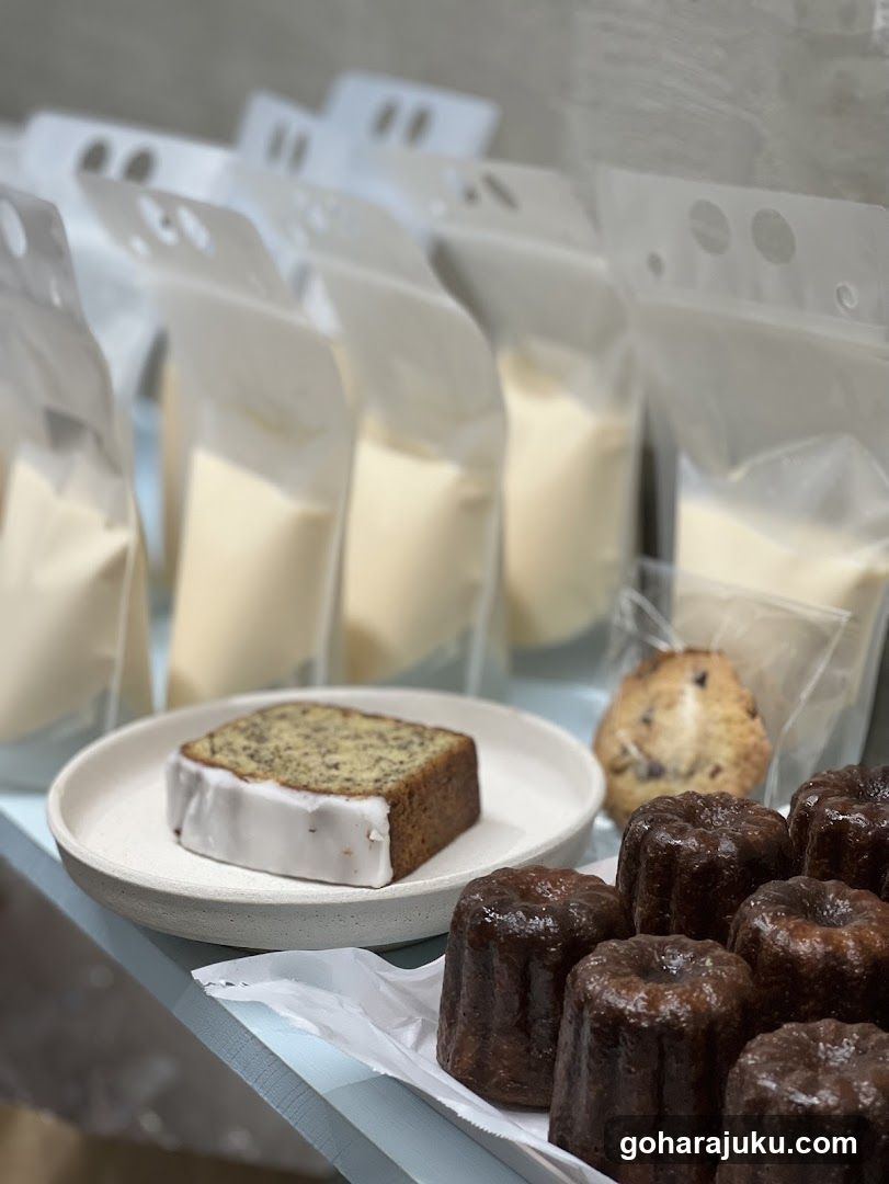 Bakery Display Shelf