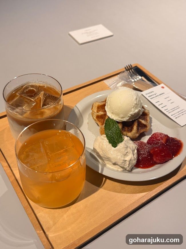Waffle and Drink Set