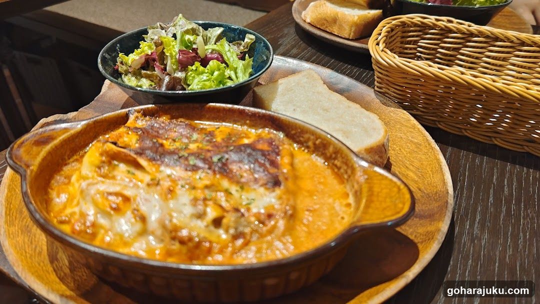 Baked Pasta with Salad and Bread