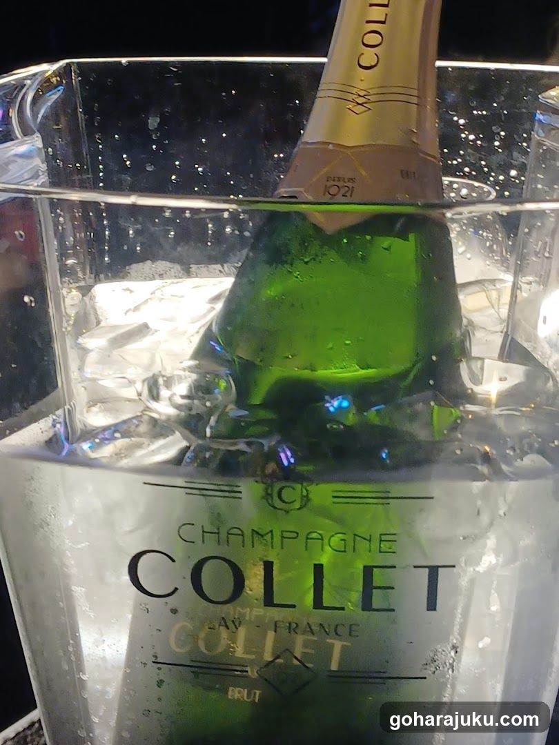 Champagne Collet in Ice Bucket