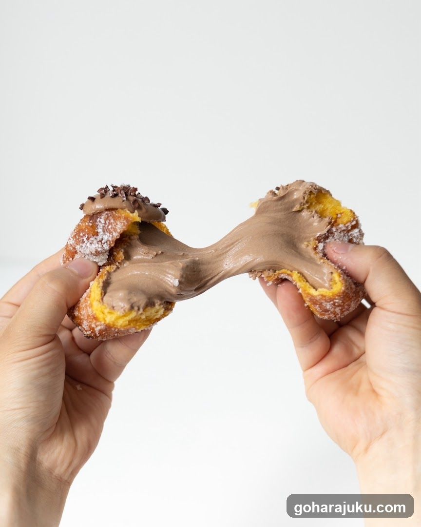 Chocolate Donut Pull