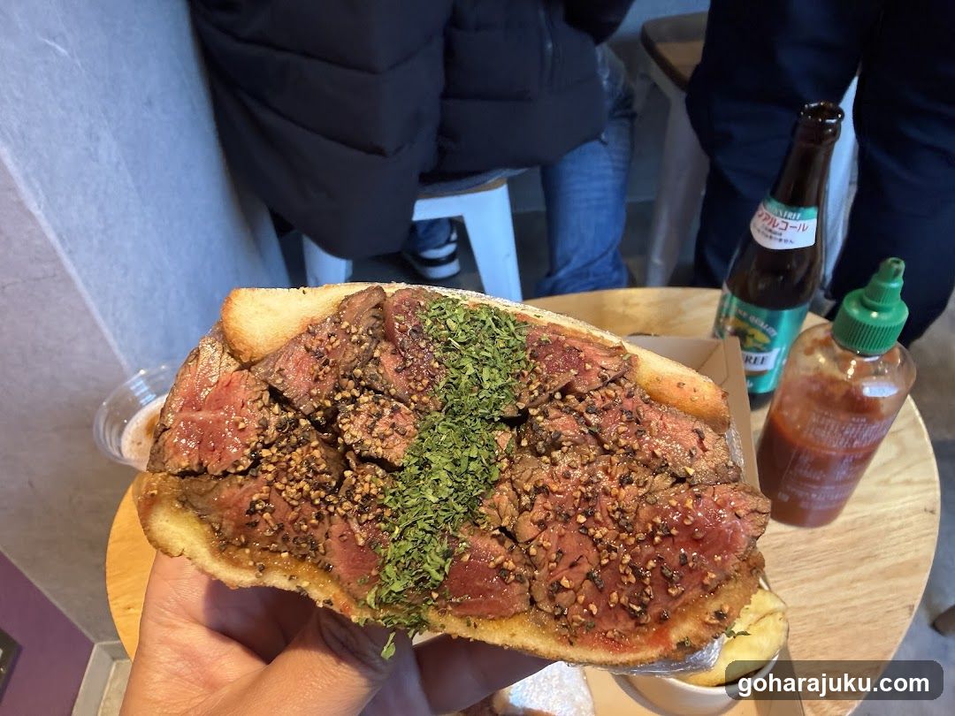 Grilled Meat Sandwich with Seasoning