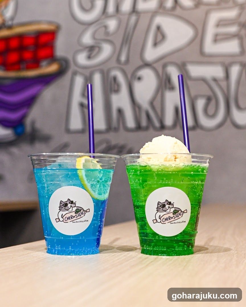 Cat-themed drinks at CherSide Harajuku