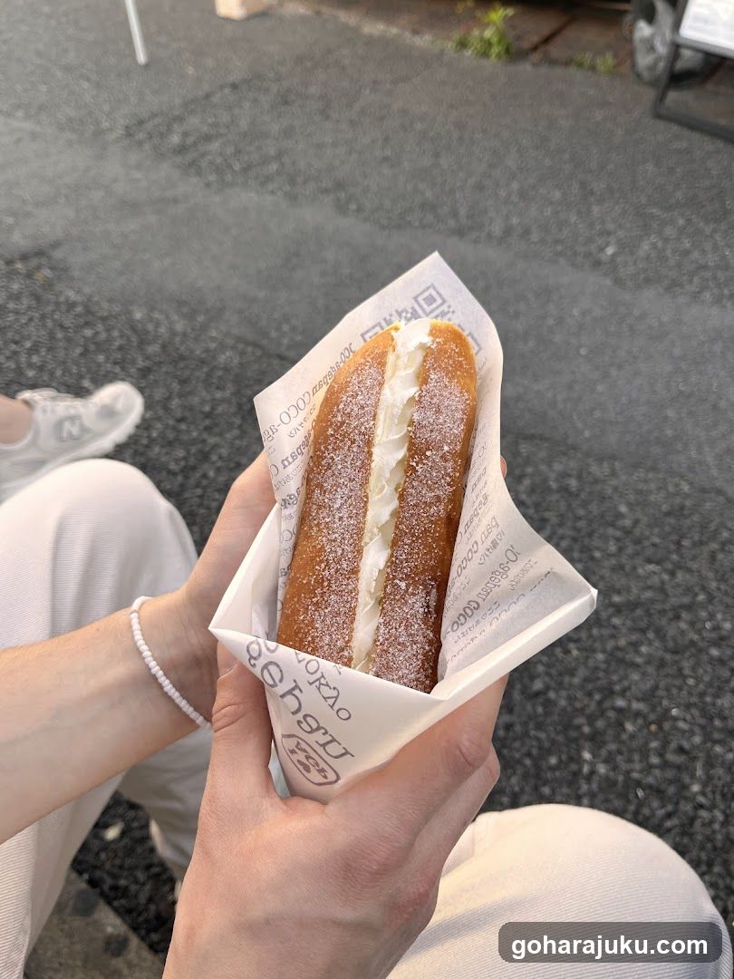 Handheld Pastry with Cream Filling