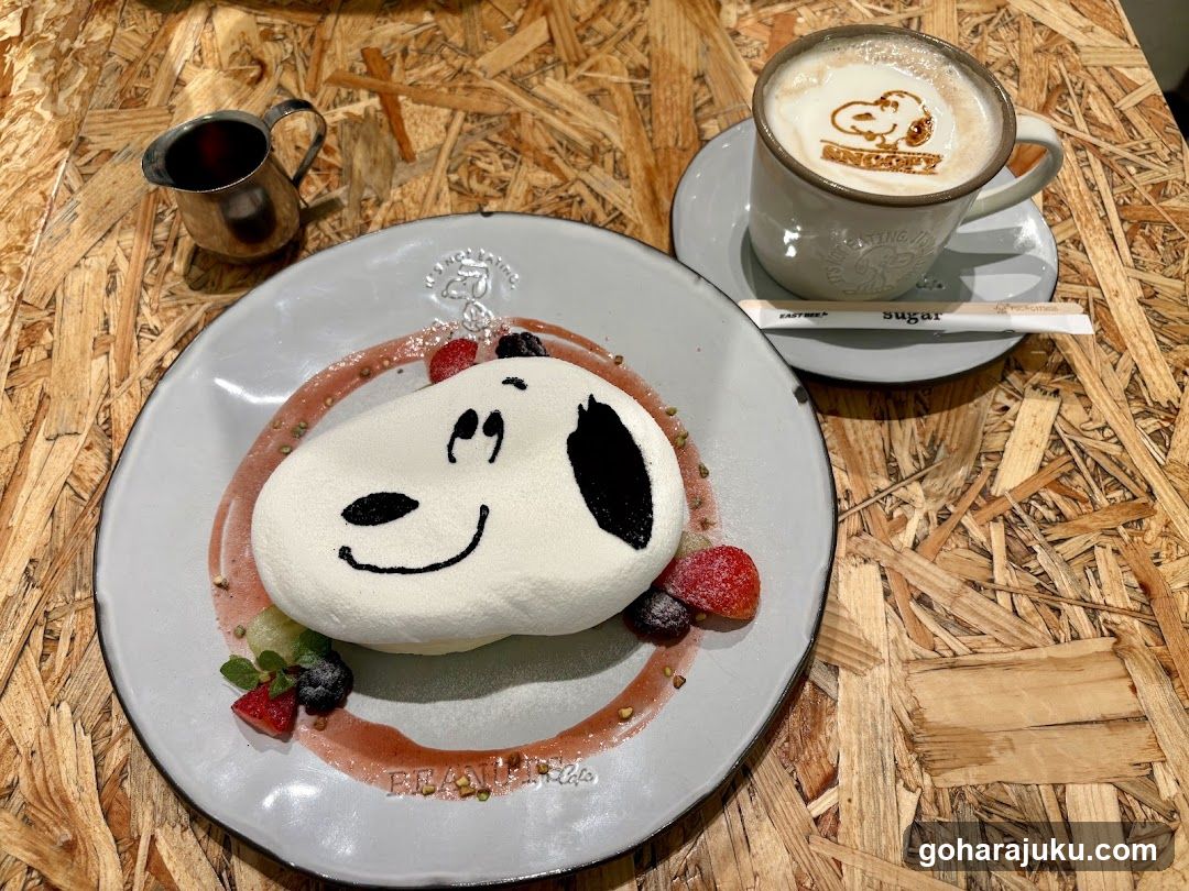 Snoopy-themed dessert and coffee