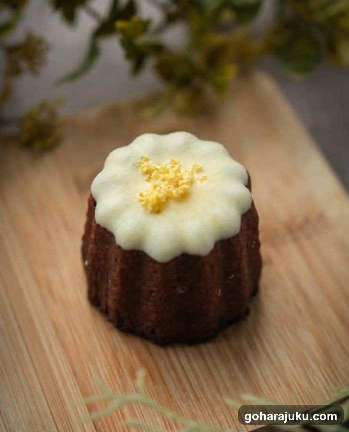 Lemon Cake with Cream Frosting