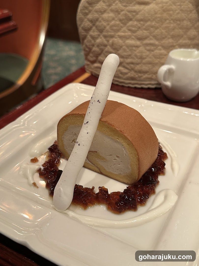 Dessert Roll with Topping