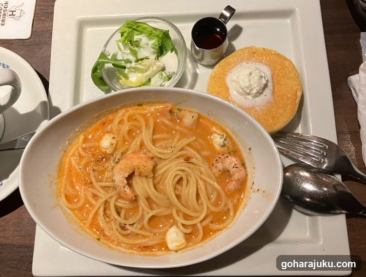 Shrimp Pasta with Side Dish