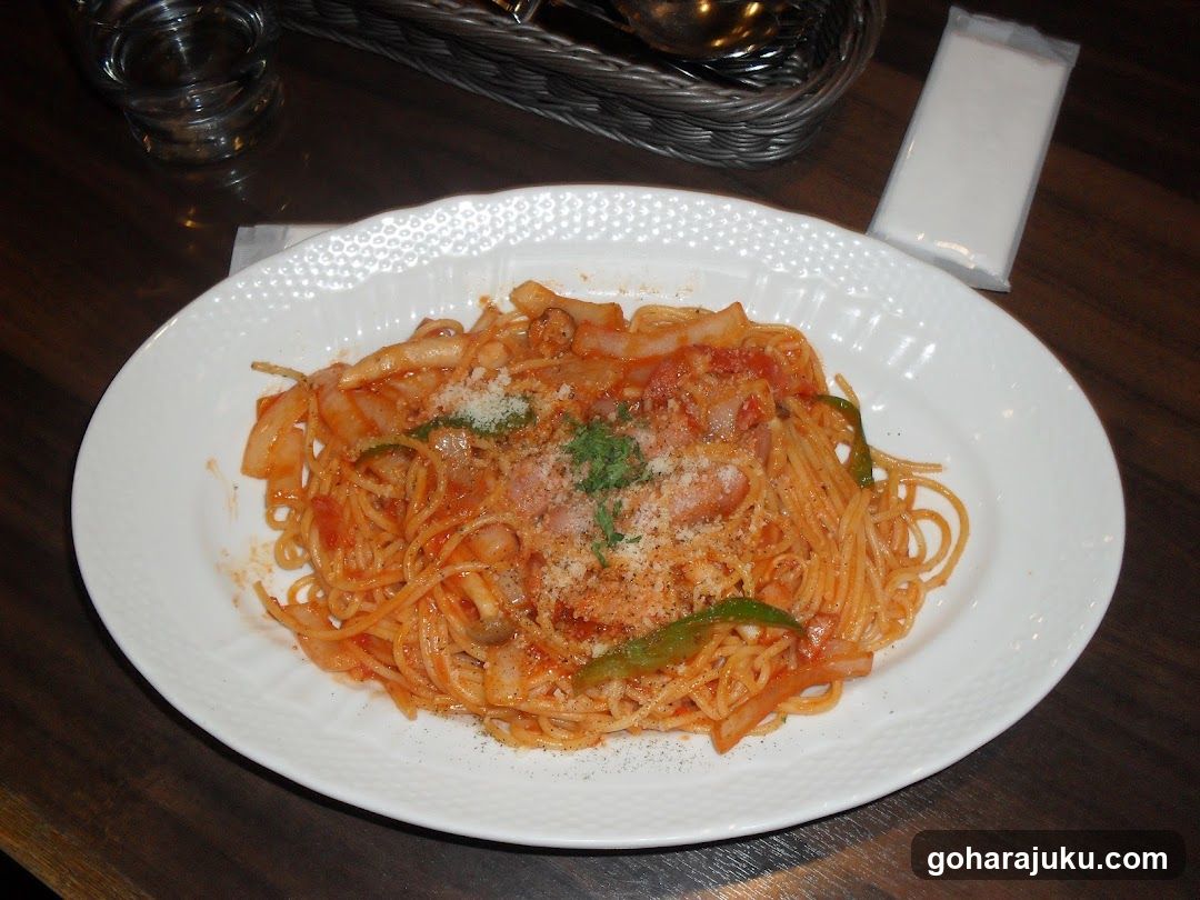 Spaghetti with Tomato Sauce and Peppers