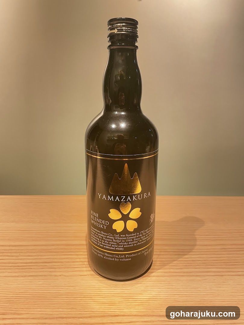 Yamazakura Fine Blended Whisky Bottle