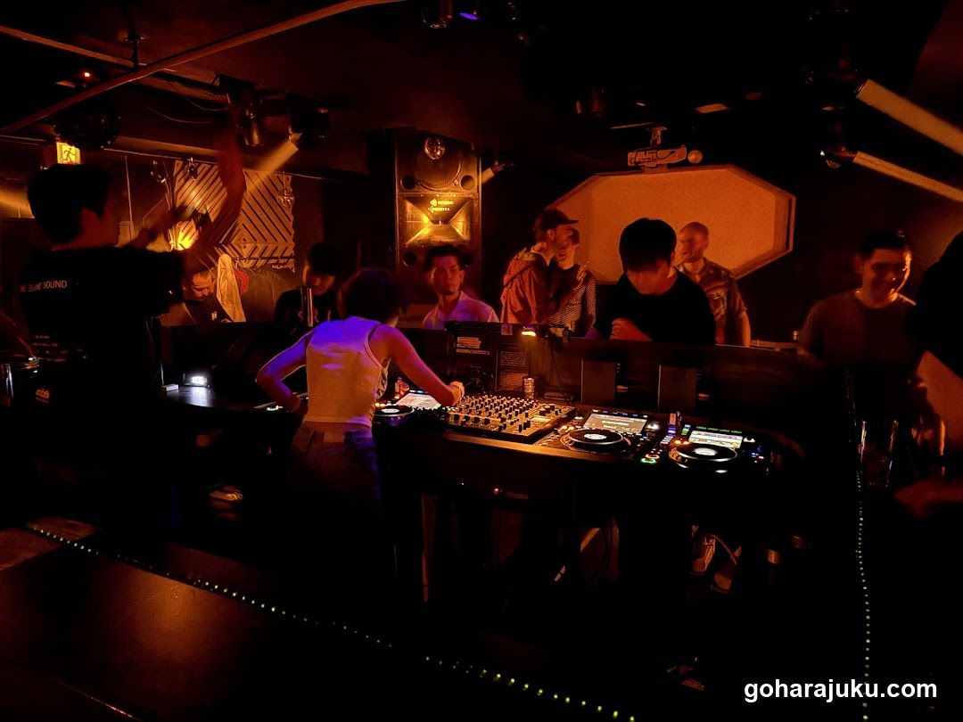 DJ Set in a Club