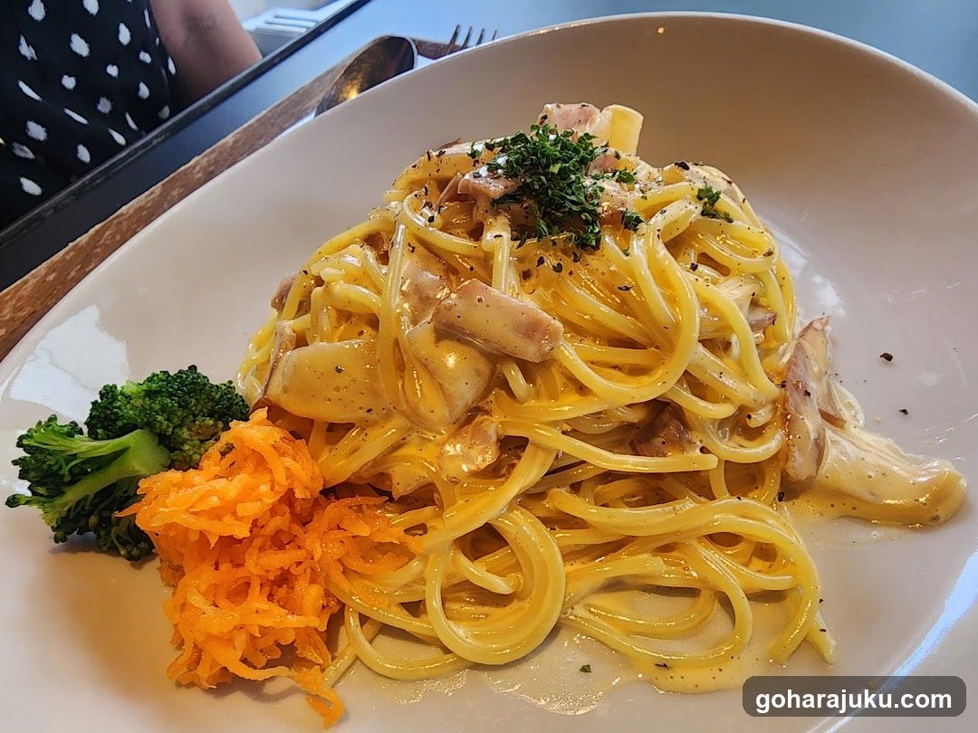 Pasta with Chicken and Broccoli