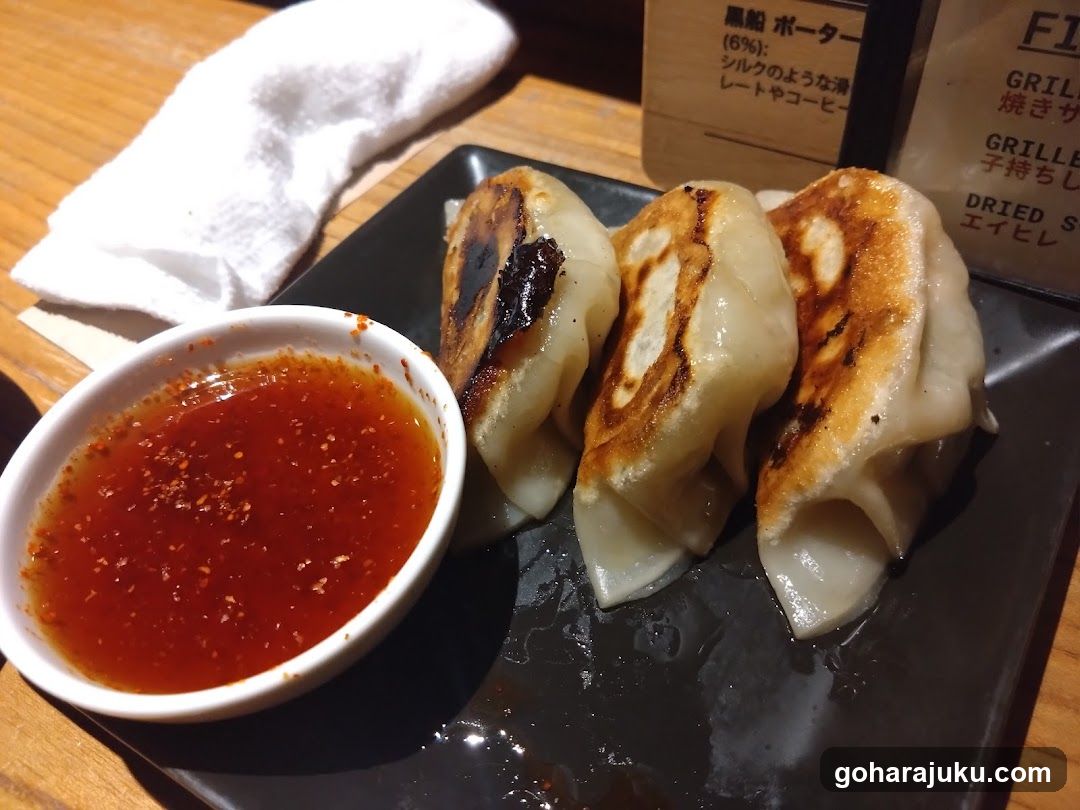 Gyoza with dipping sauce