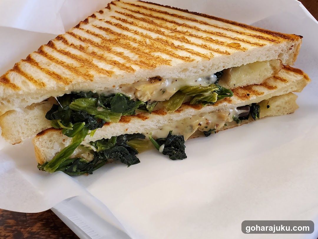 Grilled Sandwich with Spinach and Cheese