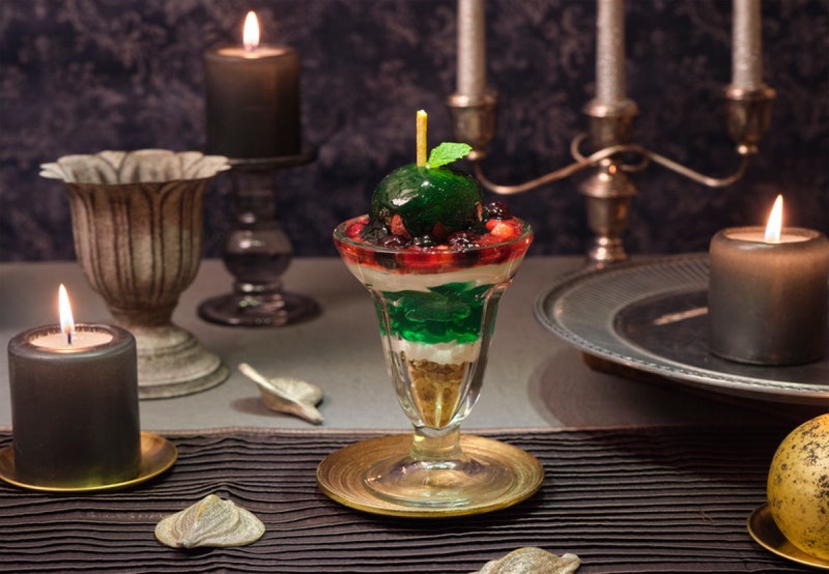 Queen Enchanted Poison Apple Parfait at Disney Villains OH MY CAFE Omotesando Hills